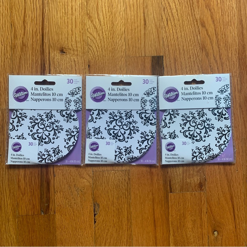 Wilton Bundle of 3 4 inch doilies